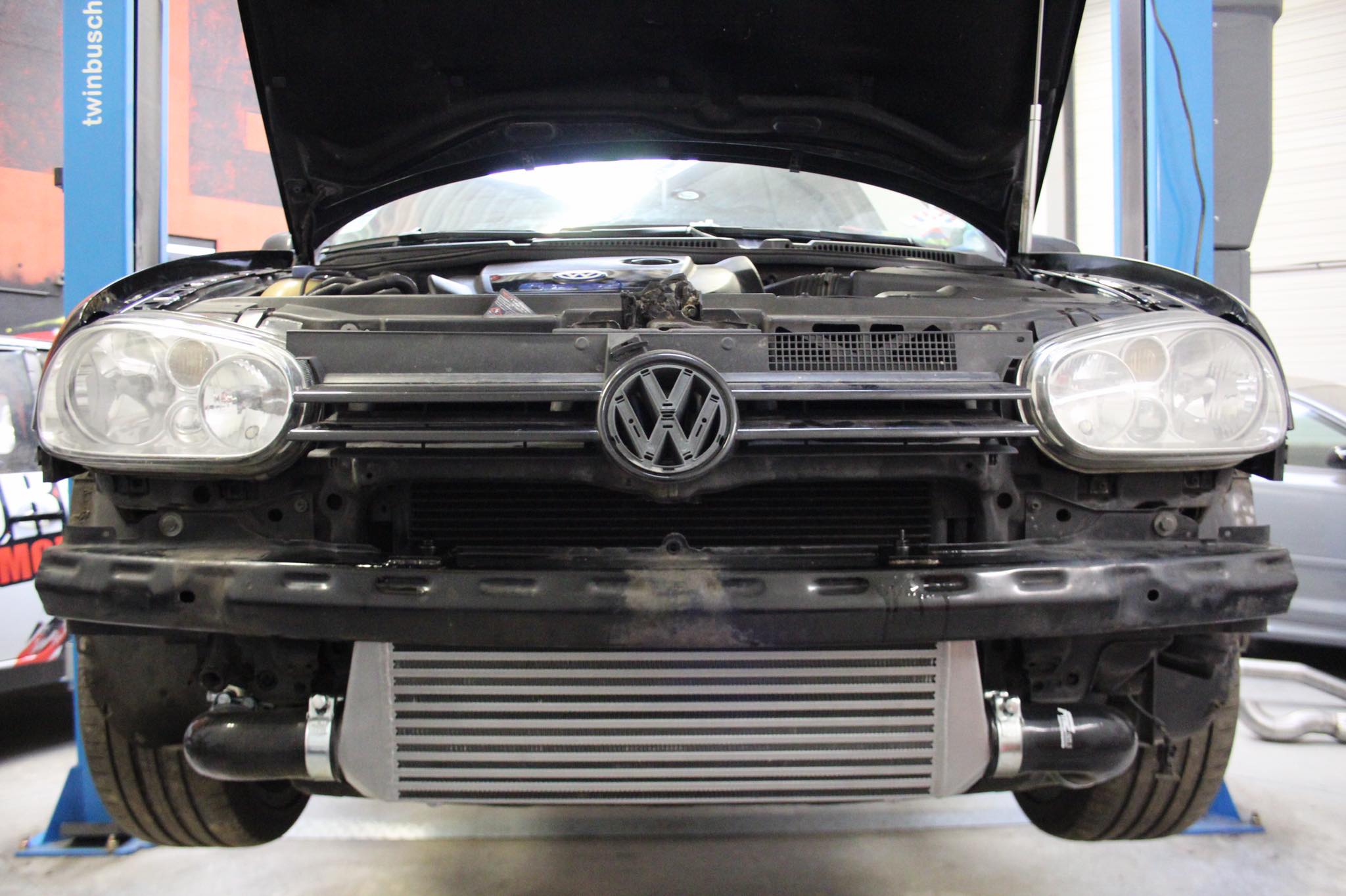 KIT INTERCOOLER HIGH FLOW LEON 1M/ GOLF 4